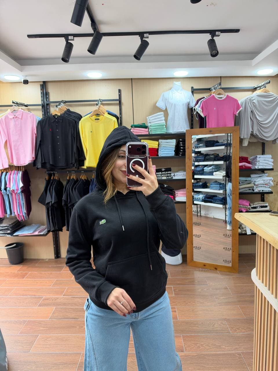 קפוצ׳ון Lacoste לנשים